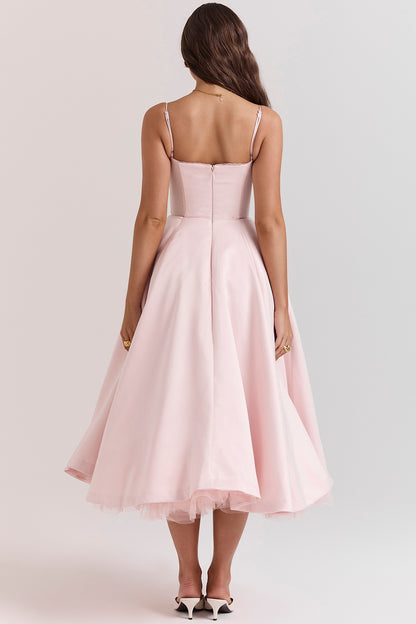 Cindy – Lightness in Couture Version